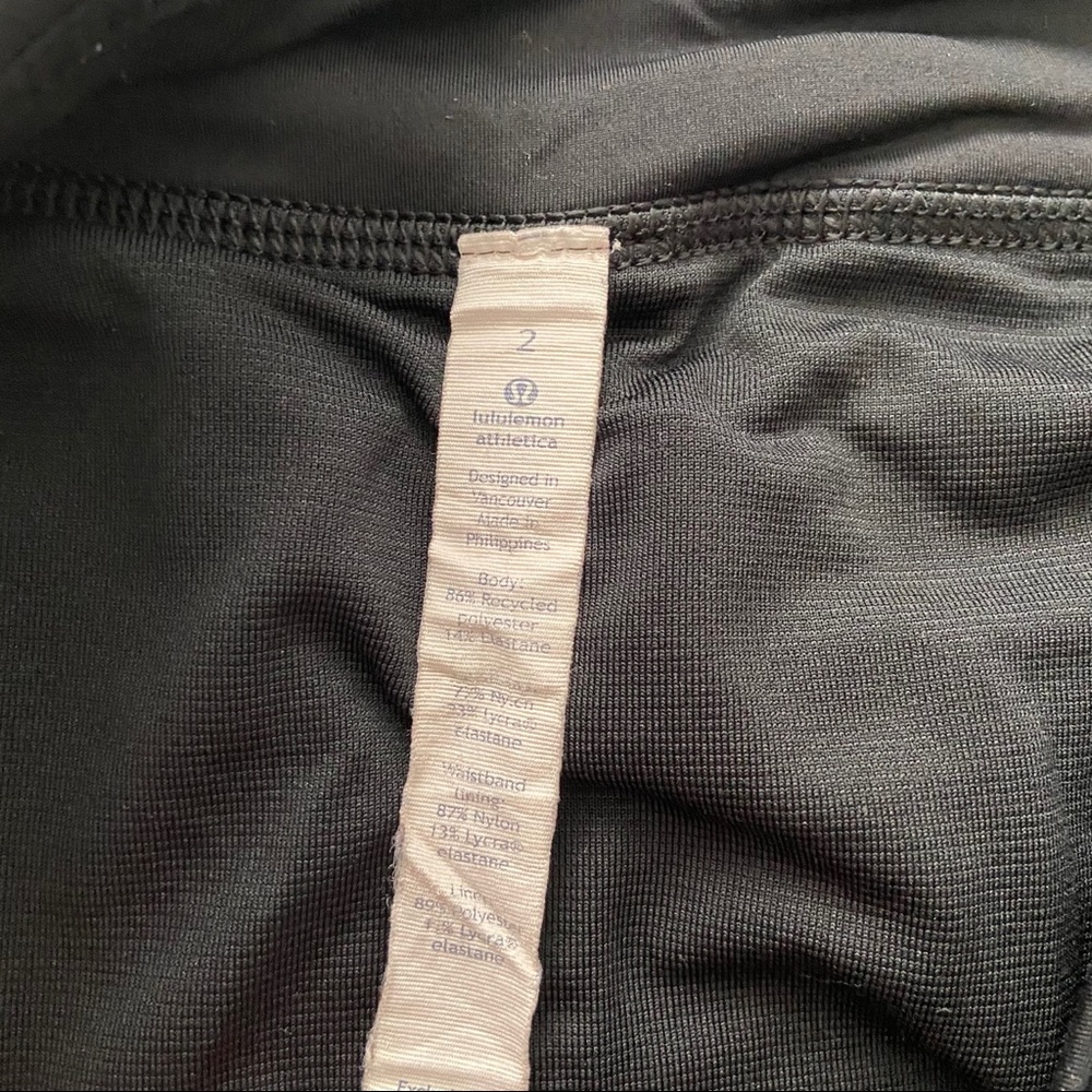 Lululemon Speed Up Shorts 2.5” - Picture 4 of 8